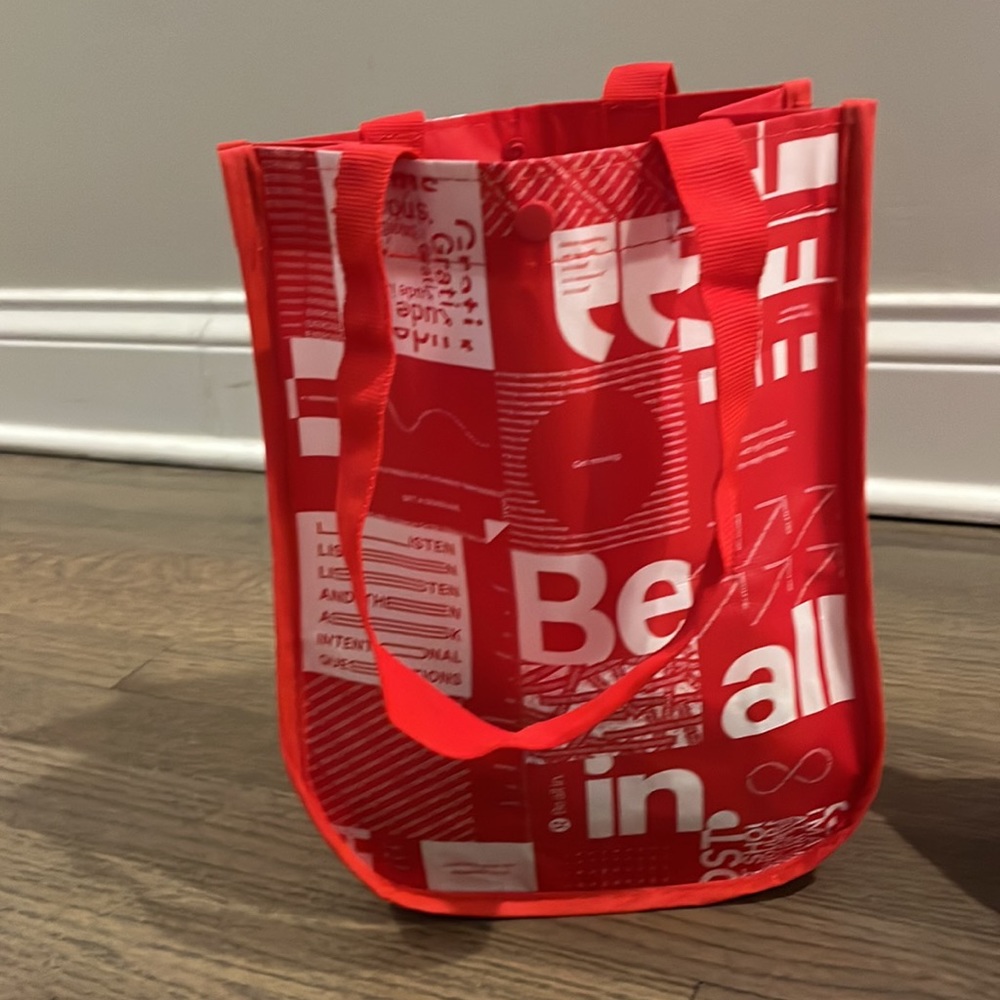 Lululemon Post Workout Bundle (Crossbody, Reusable Bag, and 2 Headbands) - Picture 3 of 13